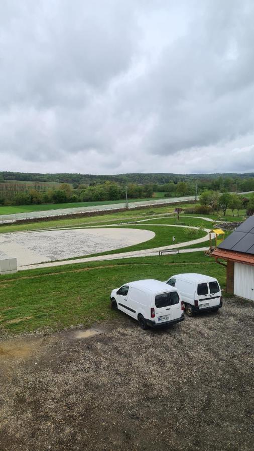 Отель Gostisce Pri Rudiju Salovci Экстерьер фото